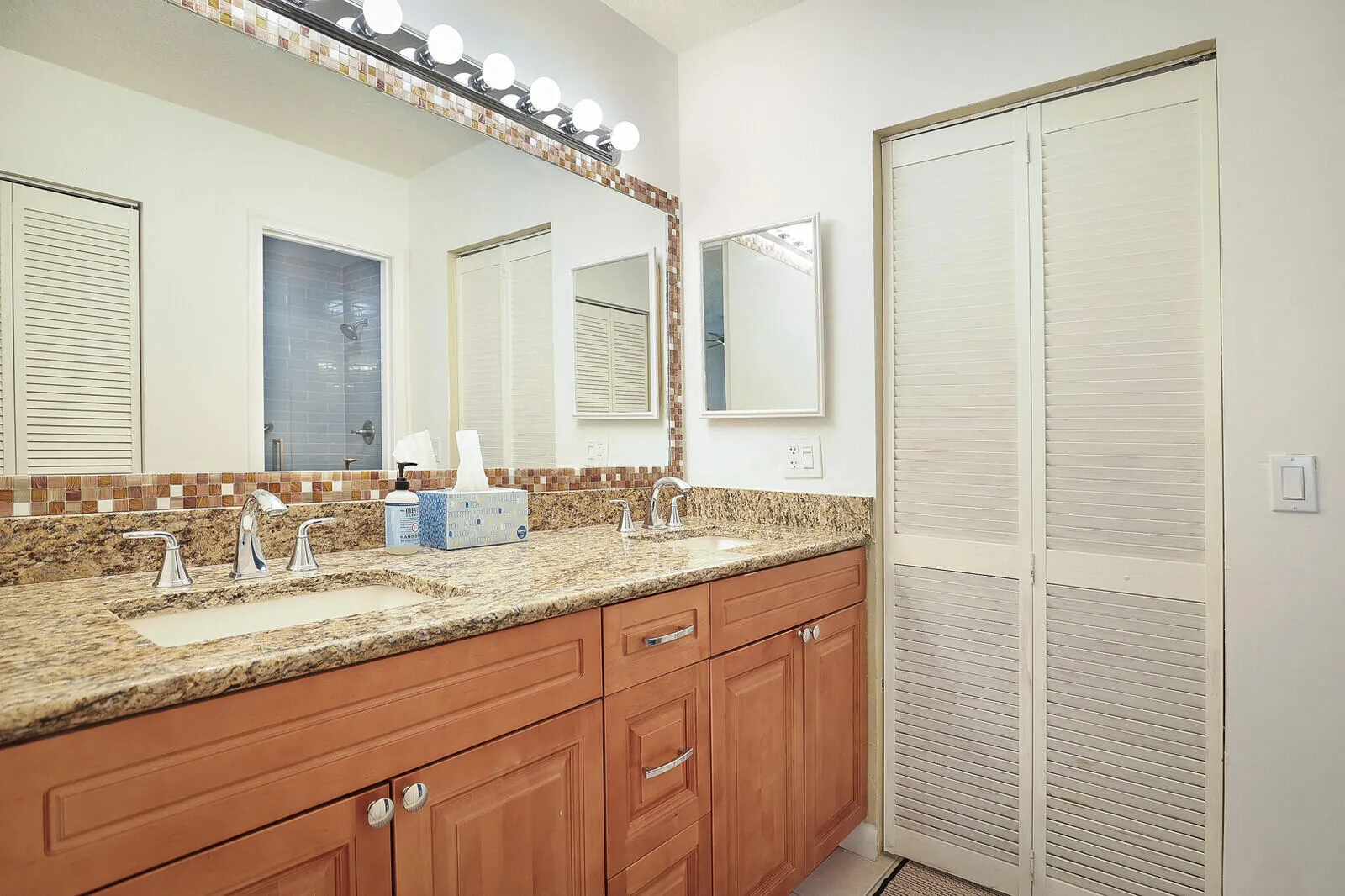 22_1141_Calamondin_Terrace_Apt_20222_mls
