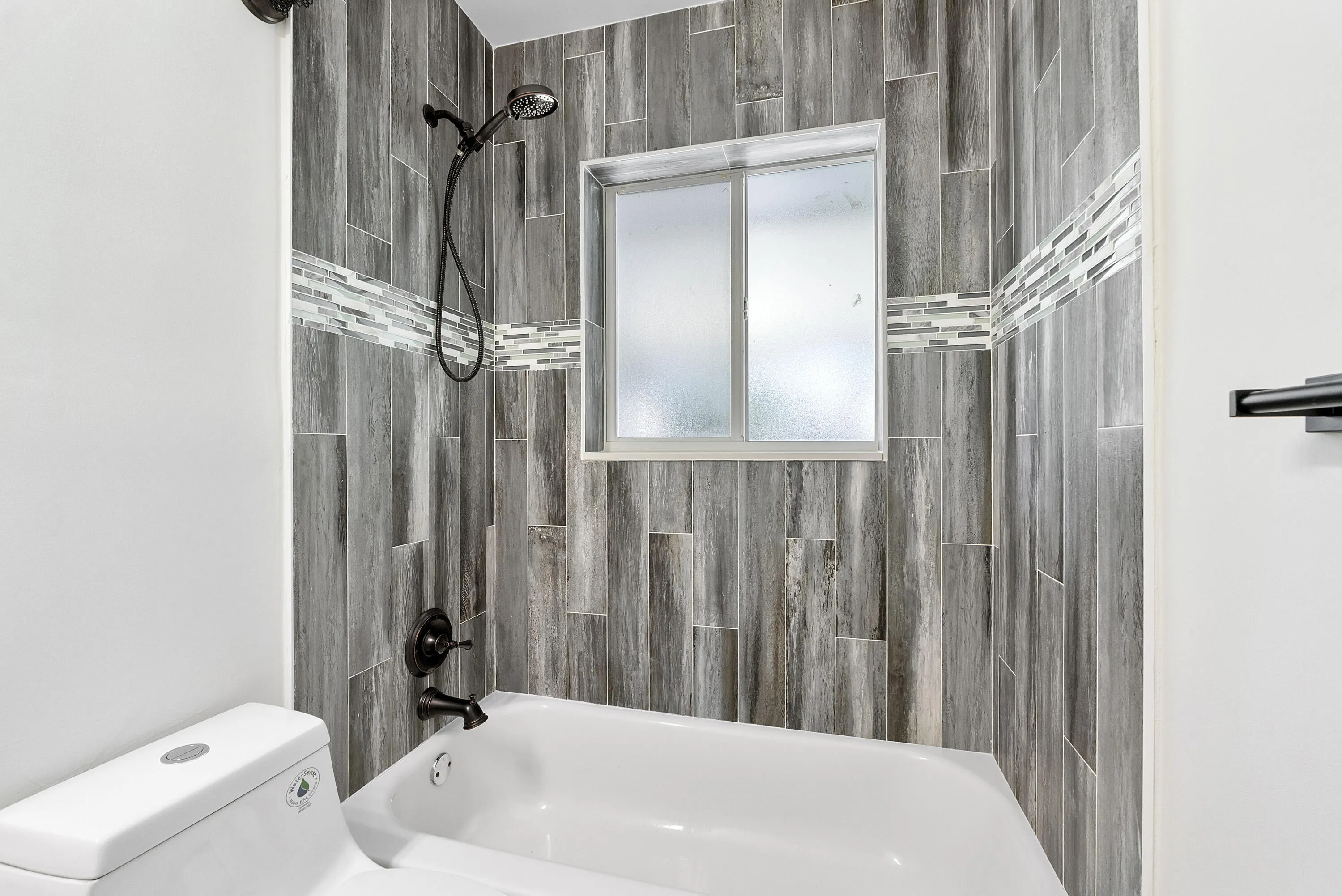 2160 Ne 53rd St_016