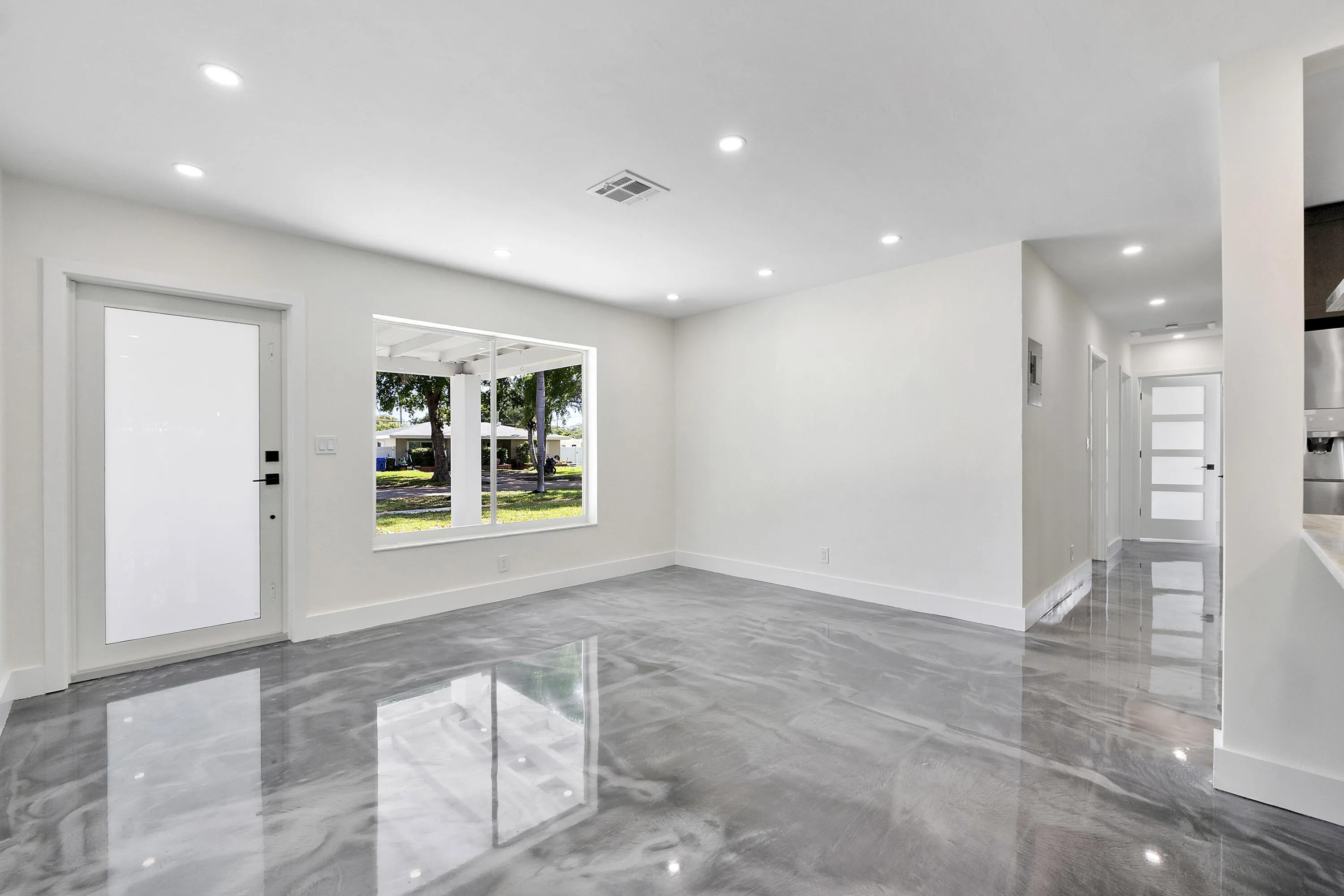 2160 Ne 53rd St_004