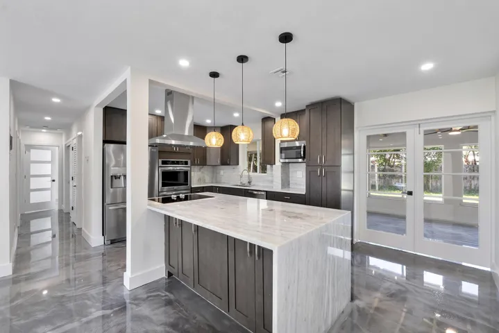 2160 Ne 53rd St_005