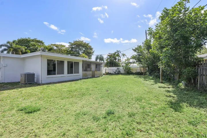 2160 Ne 53rd St_029