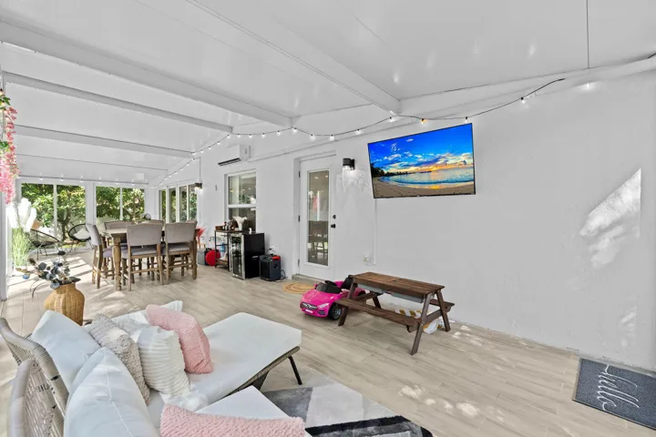 39-web-or-mls-A7405995