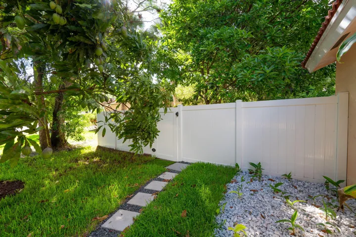 44-web-or-mls-A7405882