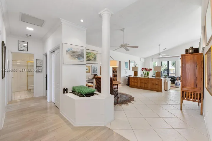 Large Foyer