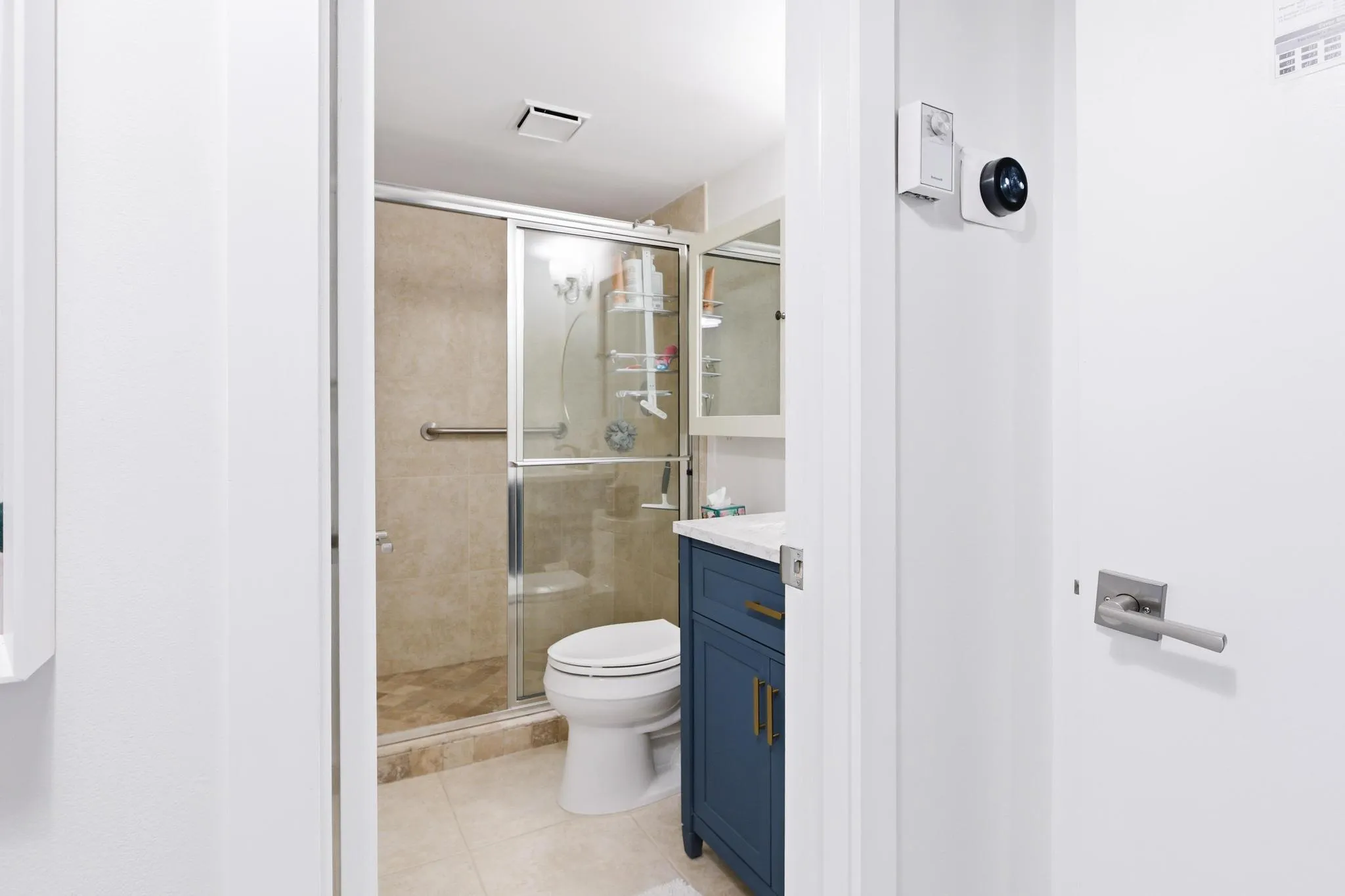 2ND BATHROOM