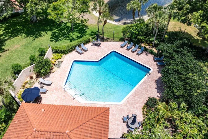 community heated pool