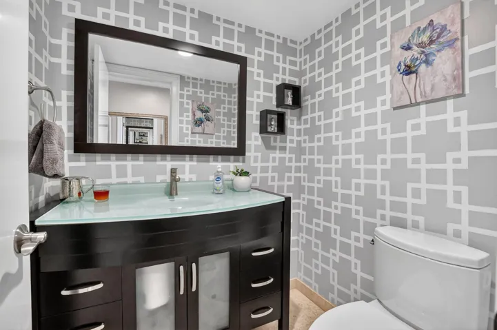 Half guest bath