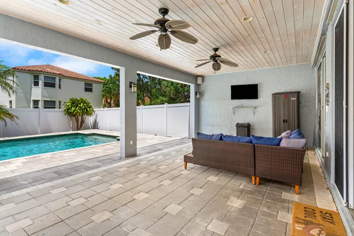 029-7872SpringvaleDrive-LakeWorth-FL-334