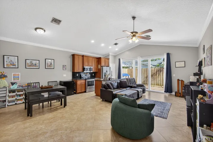 3125 Shelby Way