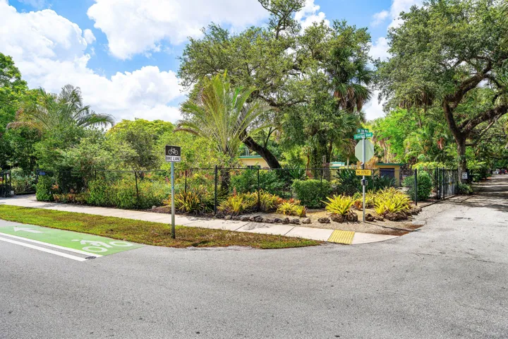 002-2873RiverlandRoad-FortLauderdale-FL-