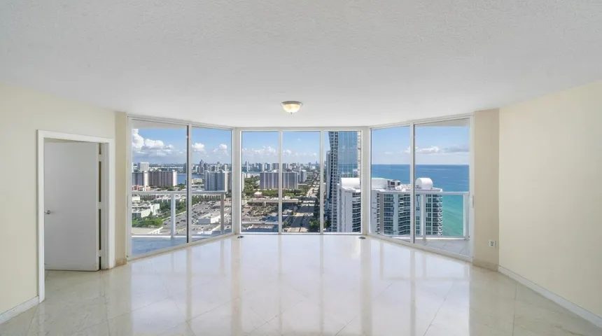 City and Ocean View