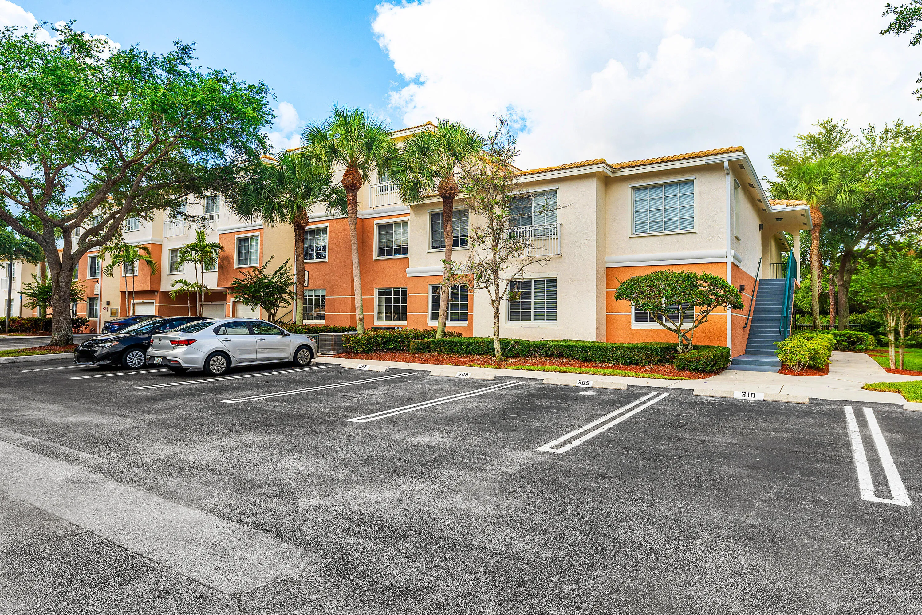 002-1208MyrtlewoodCircleEast-PalmBeachGa
