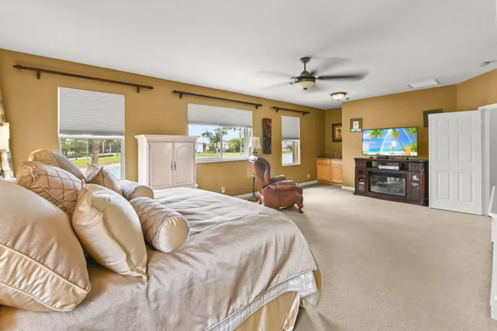 38 Master Primary Bedroom 03