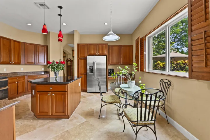 17 Kitchen 03