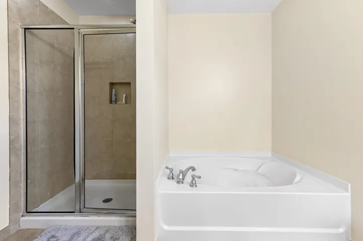 29 bathroom 02