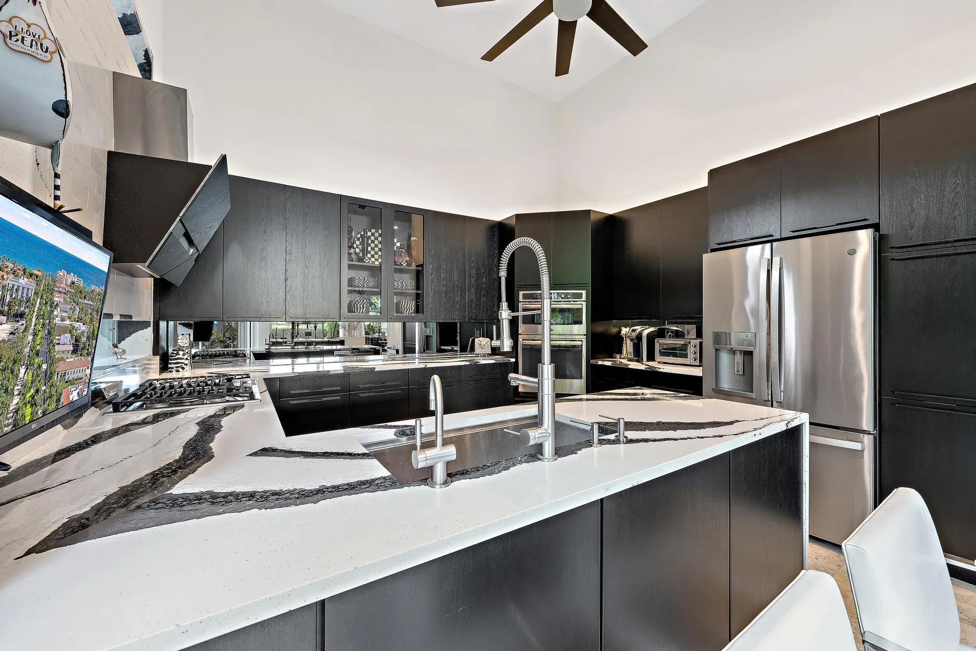 8080 Sandhill Ct-15