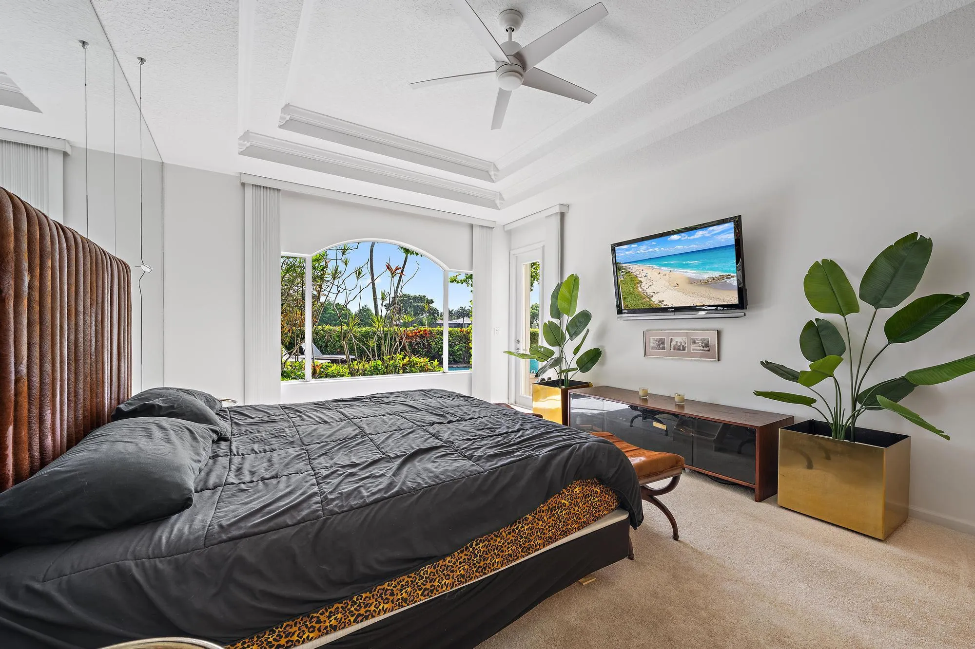 8080 Sandhill Ct-18