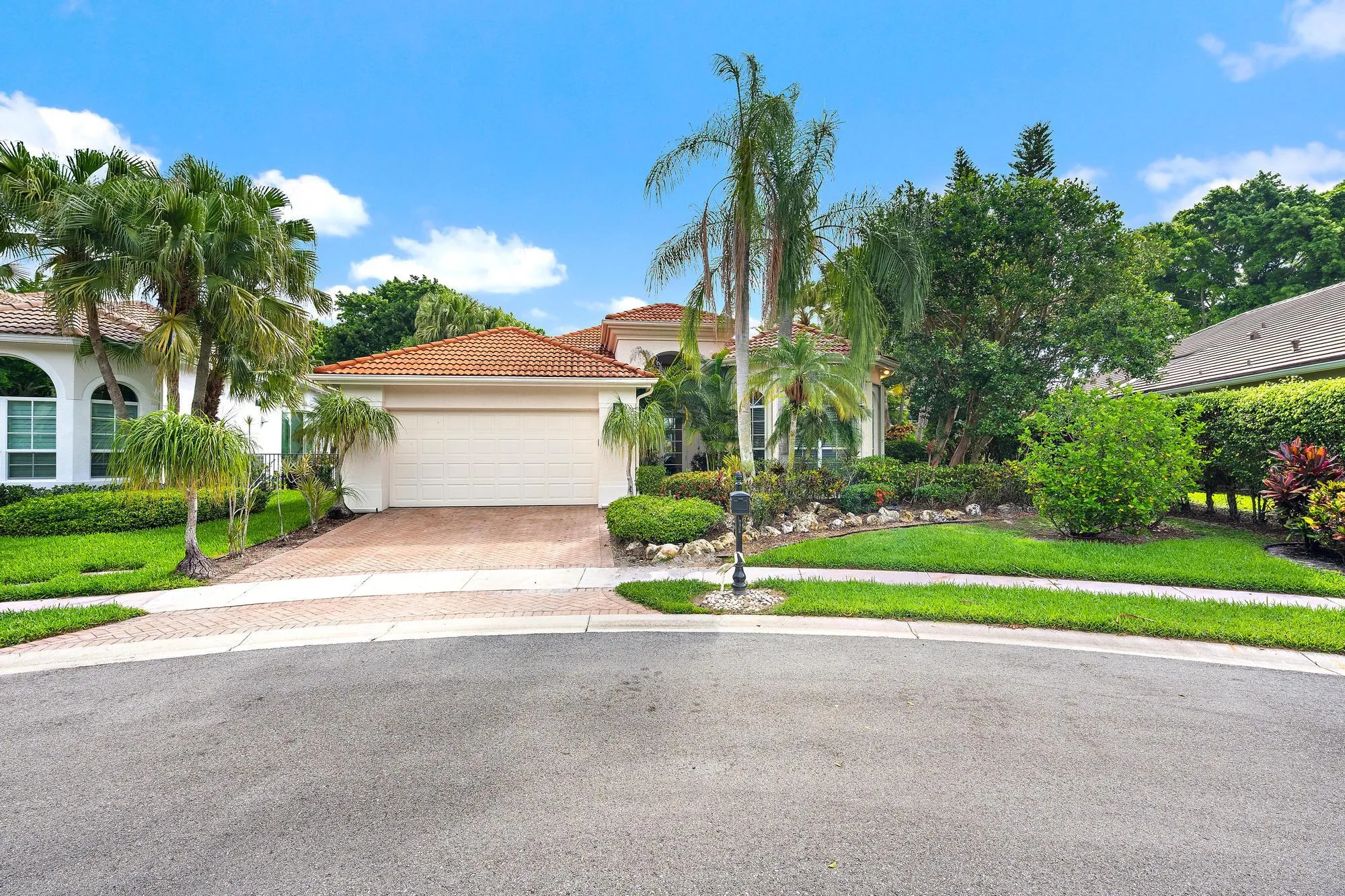 8080 Sandhill Ct-1