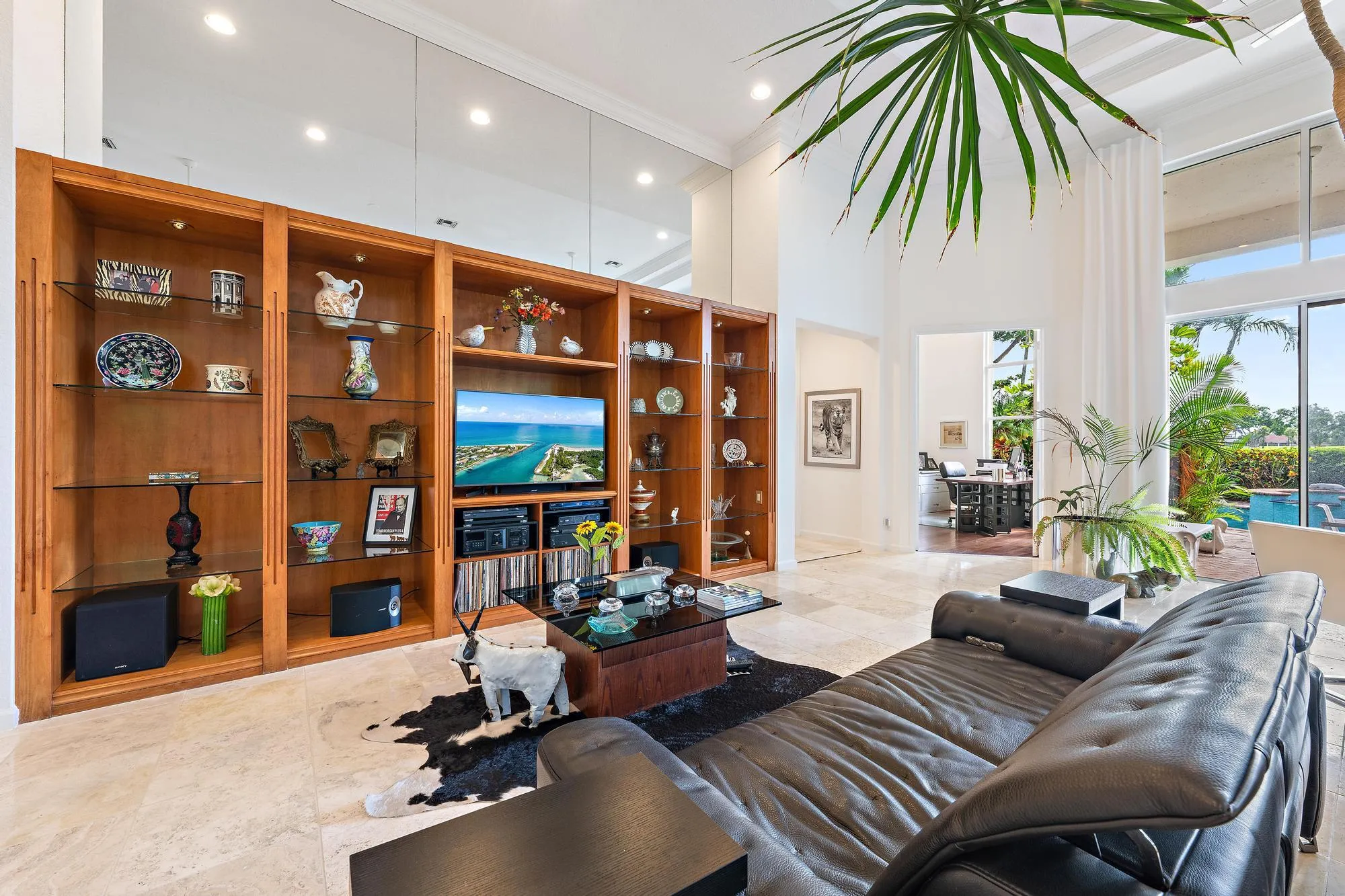 8080 Sandhill Ct-11