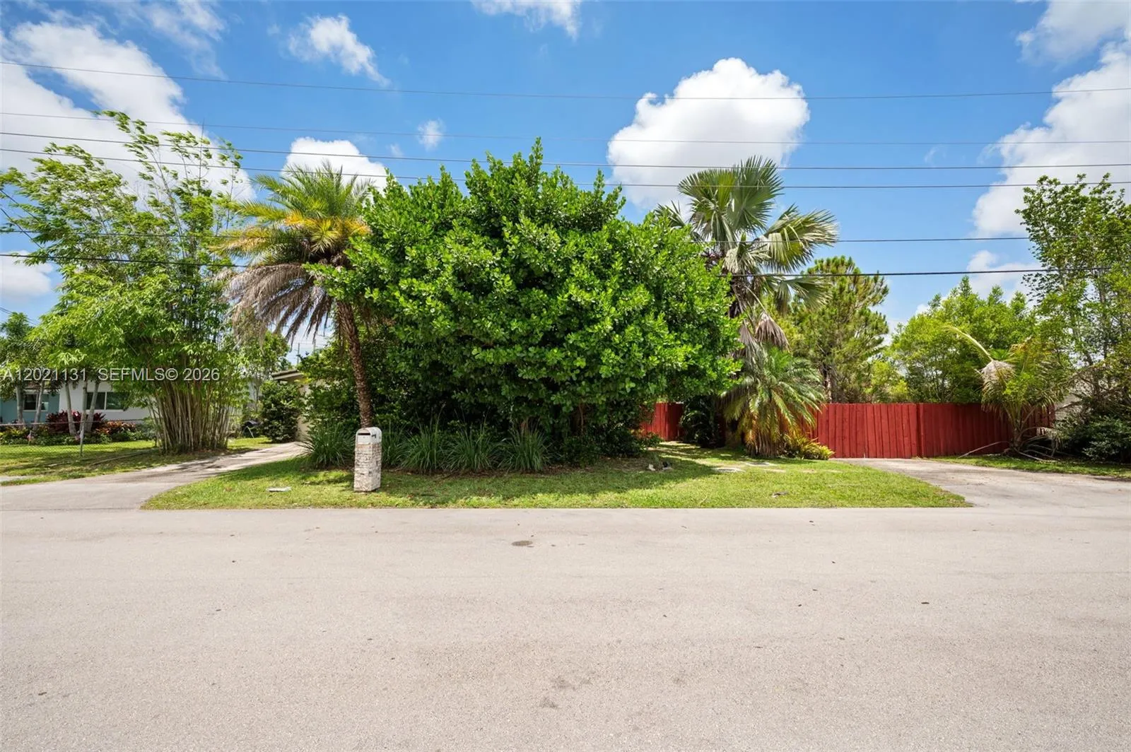 Property photo 35