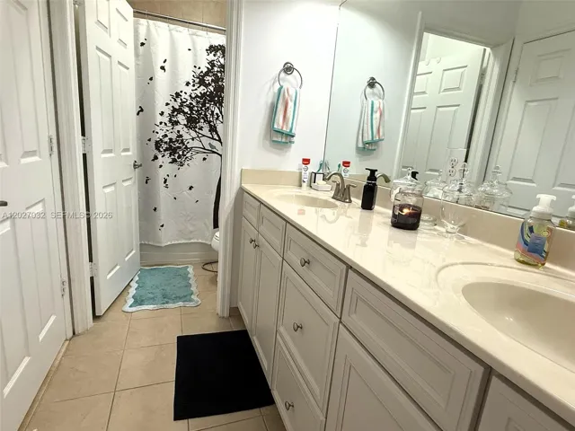 Photo 38