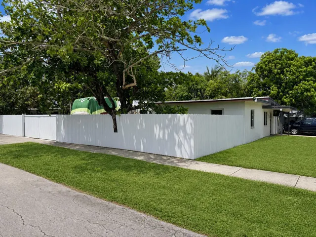 1100 NW 141st