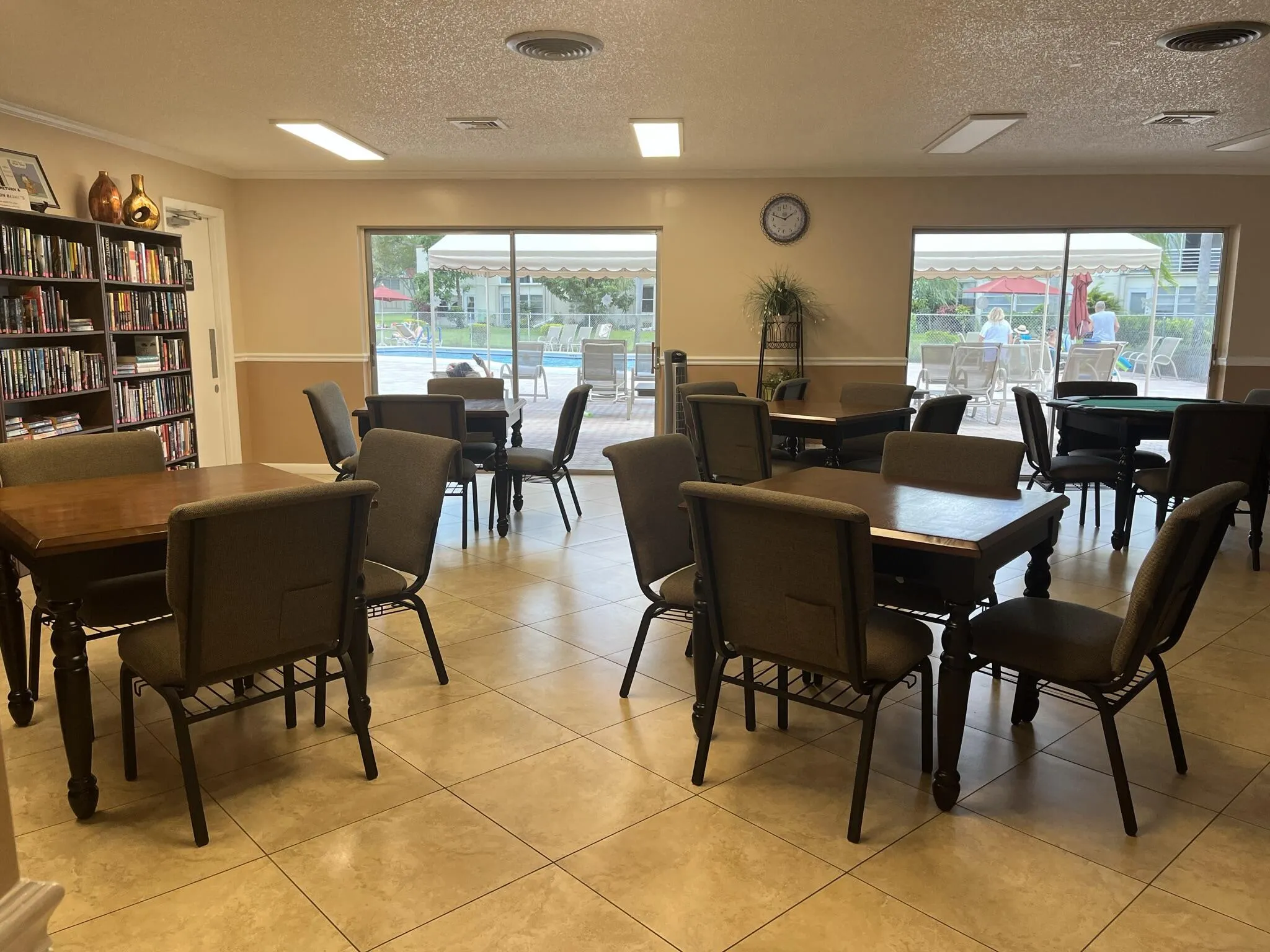 Abbey Village Library