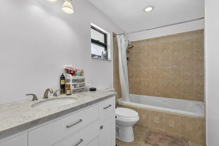 21-web-or-mls-BS1A2417
