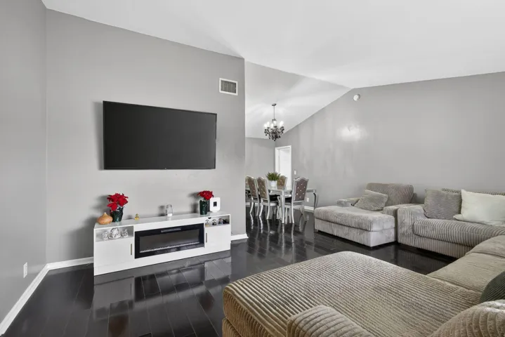 13-web-or-mls-BS1A2376
