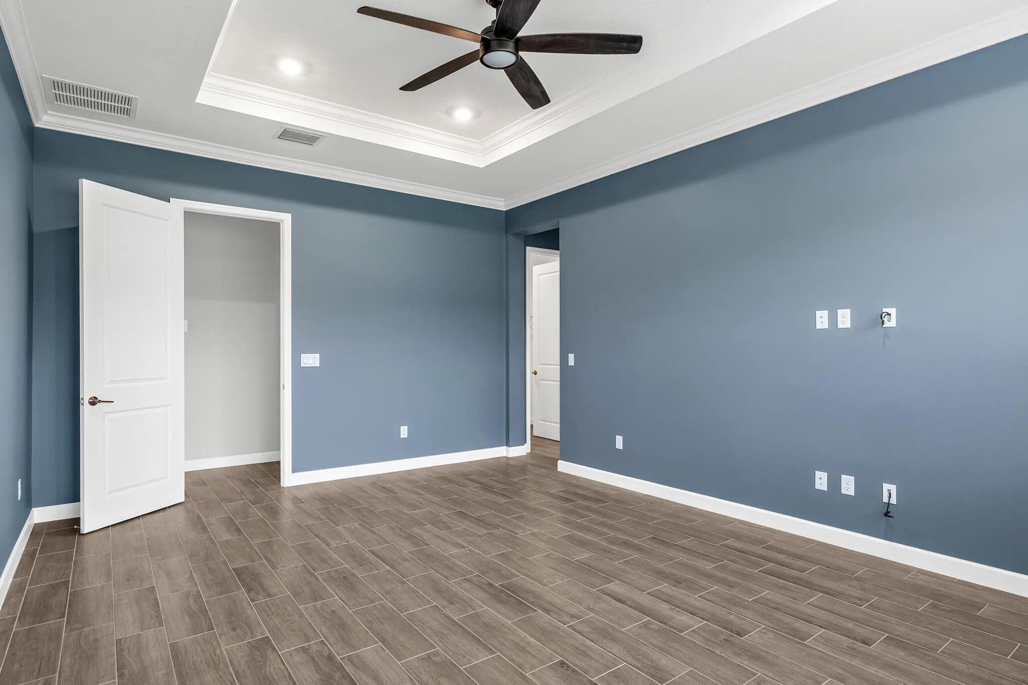 PRIMARY BEDROM