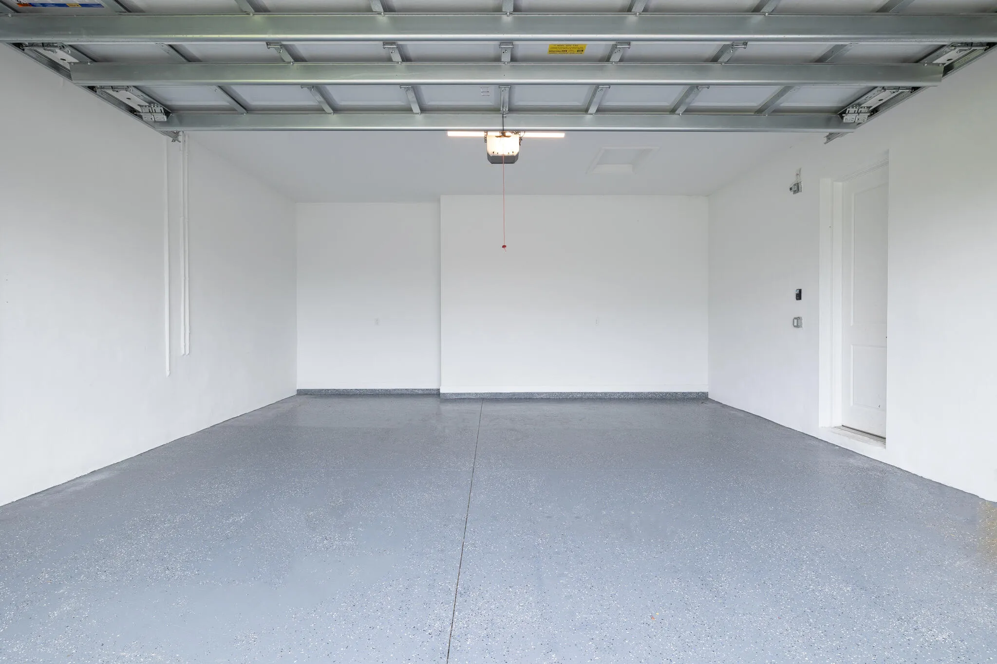 2 CAR GARAGE