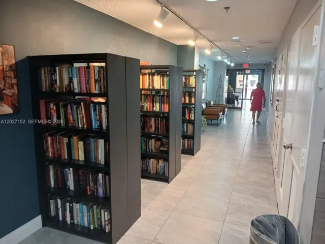 Photo 37