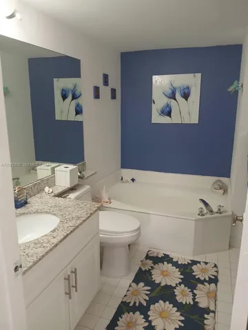 Master Tub