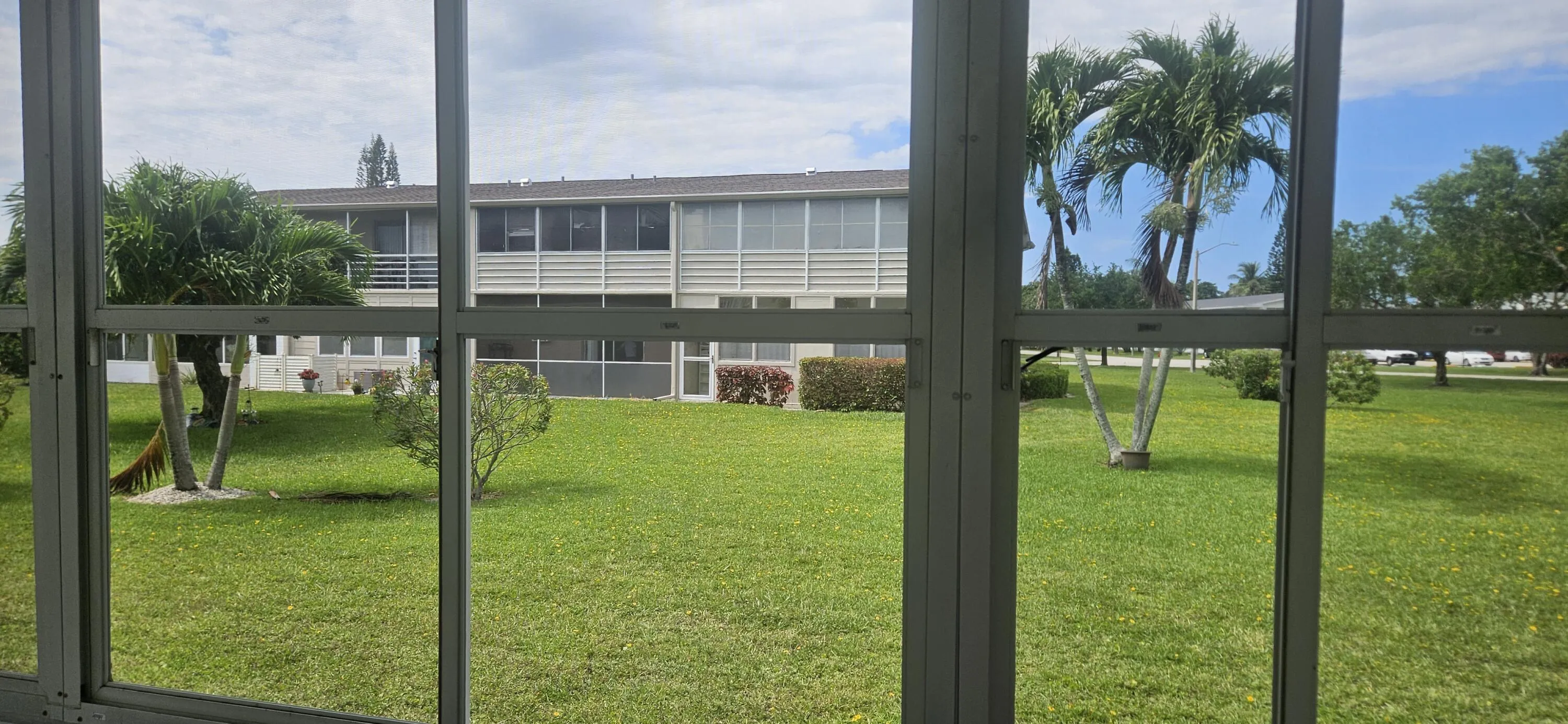 screened in Patio, clear vinyl panels