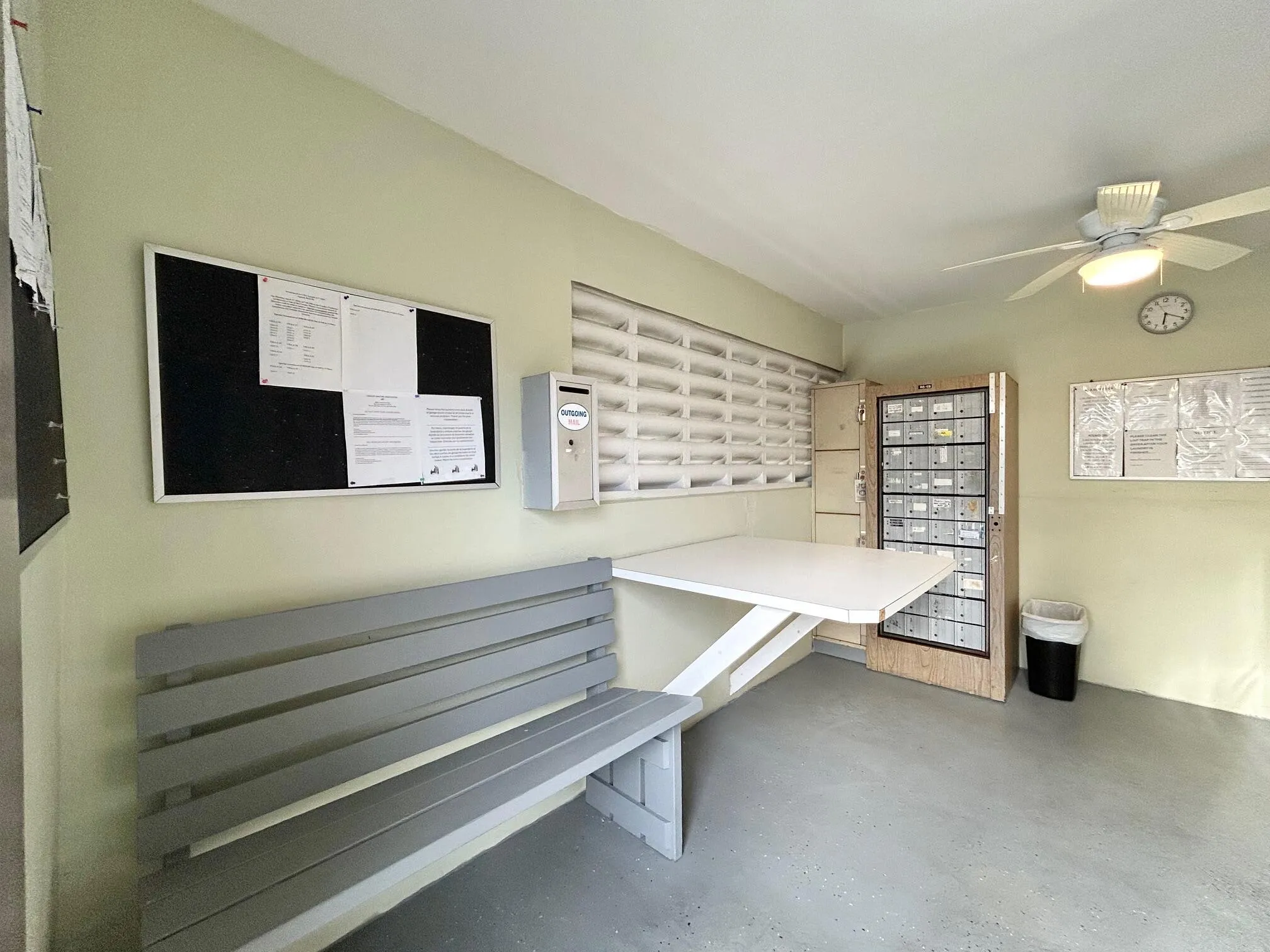 MAIL BOXES
