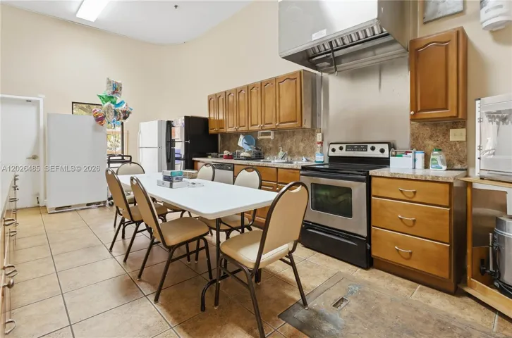 Clubhouse Kitchen