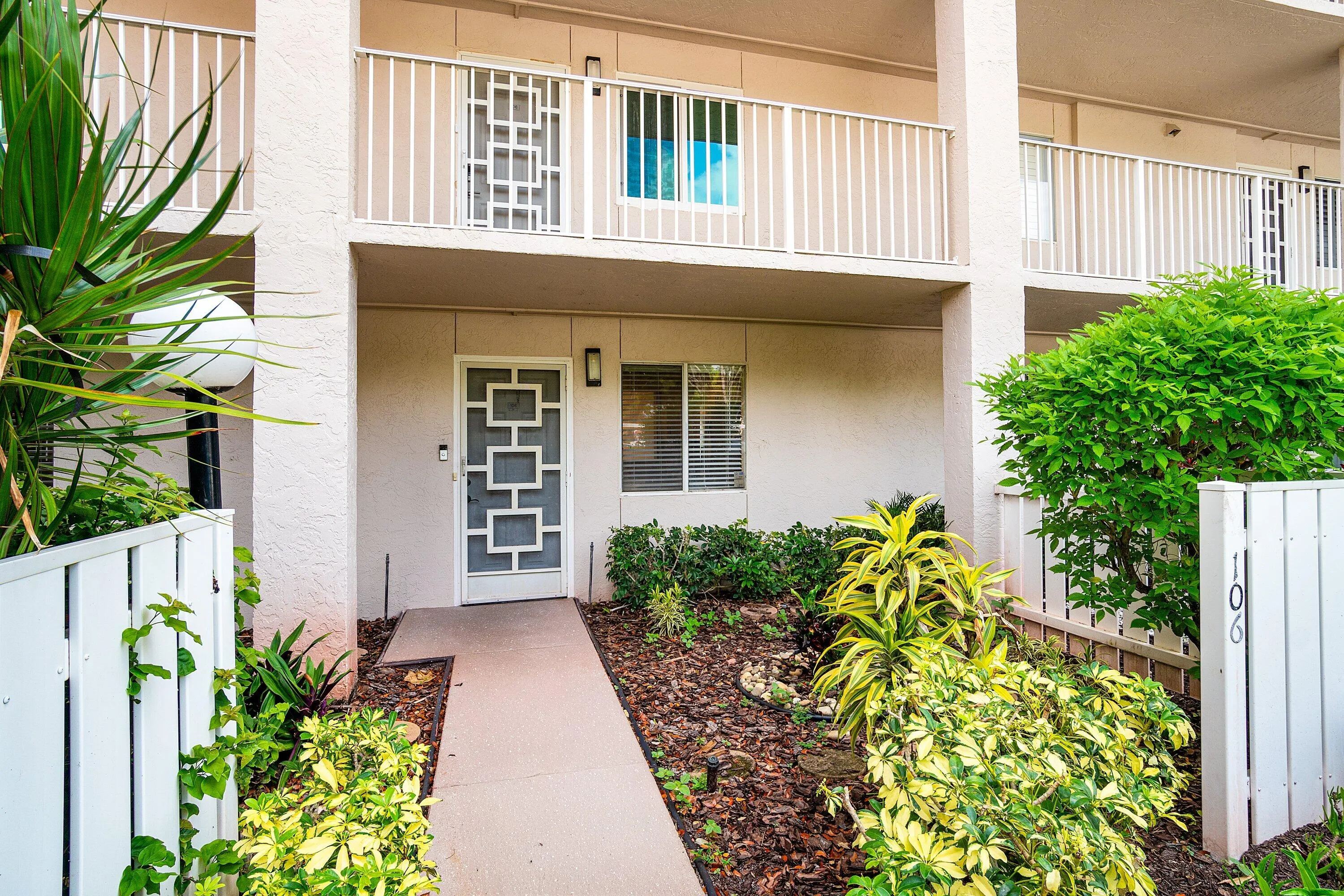 FRONT ENTRY