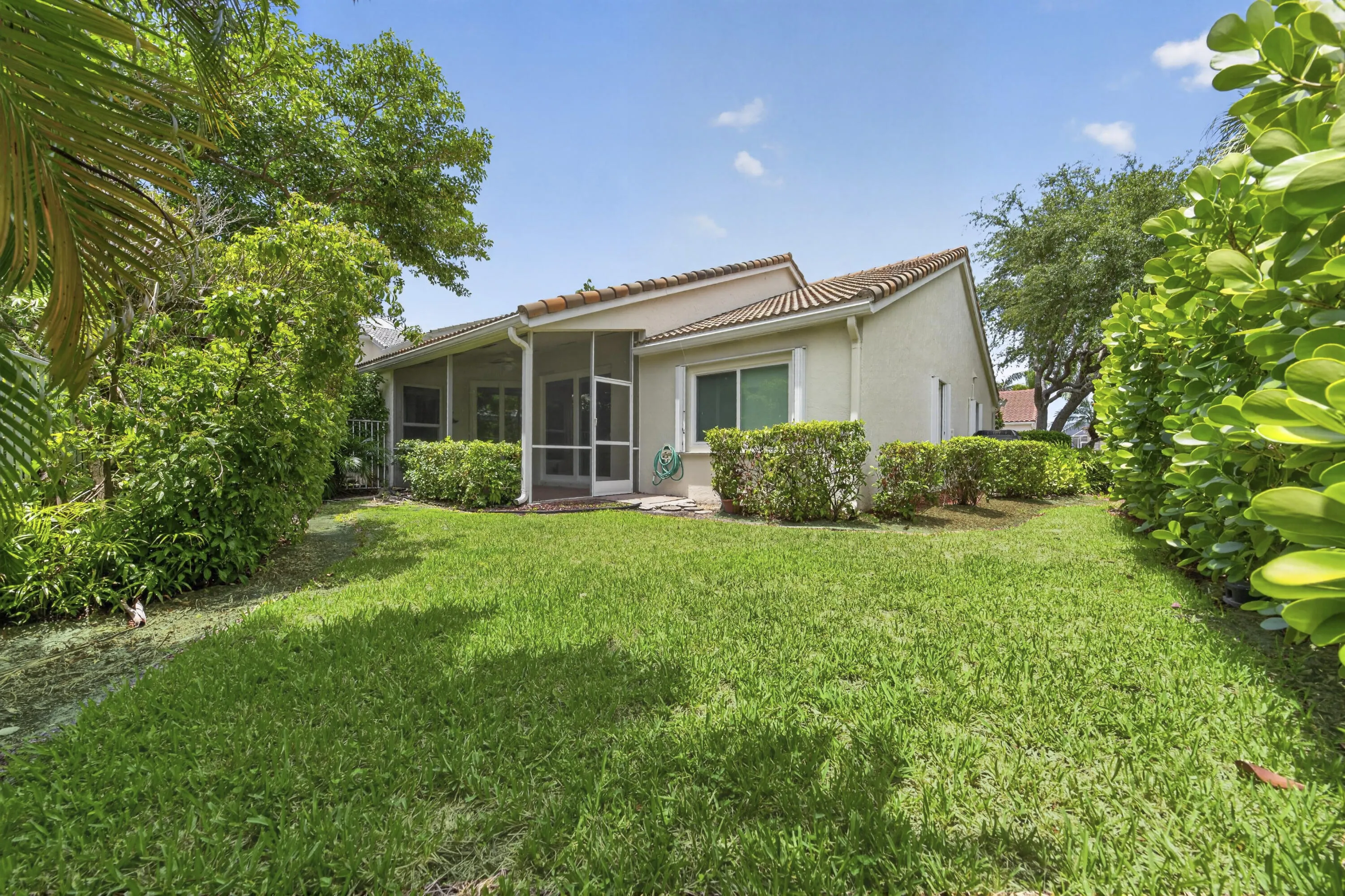 Spacious Yard