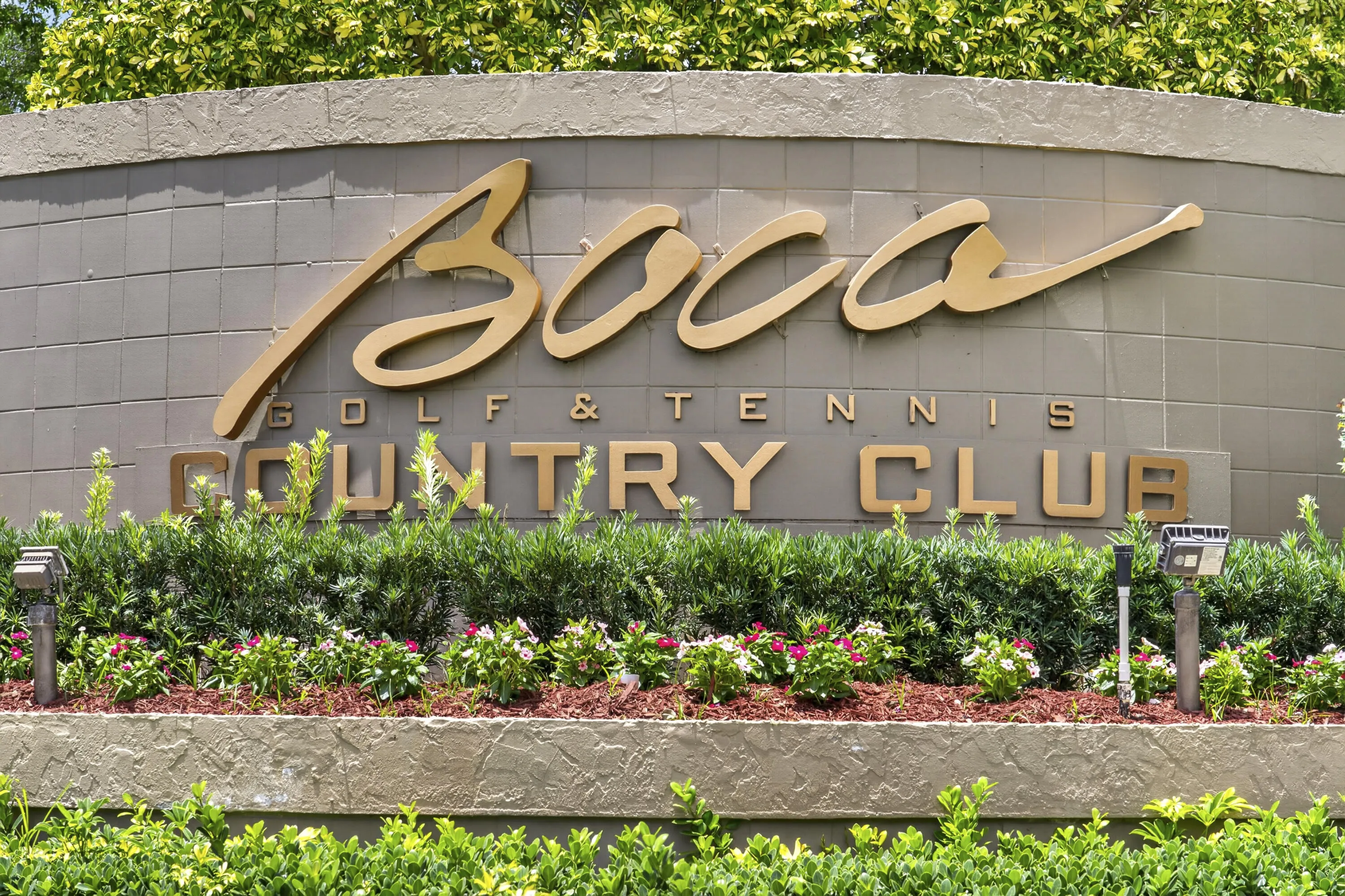 Welcome Home to Boca Country Club