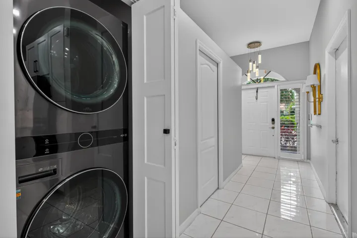 2022 Washing machine and dryer