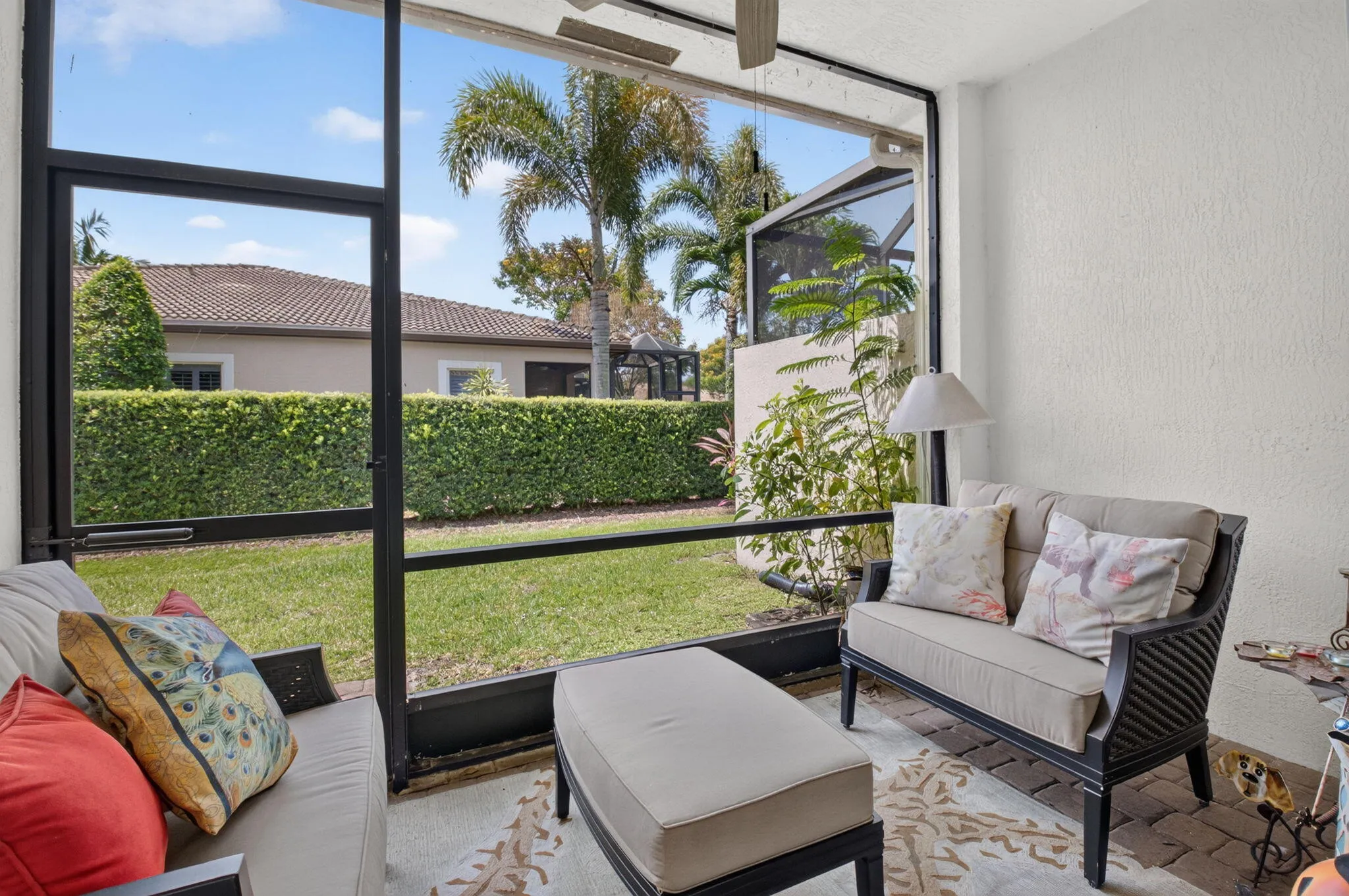 SPACIOUS PATIO