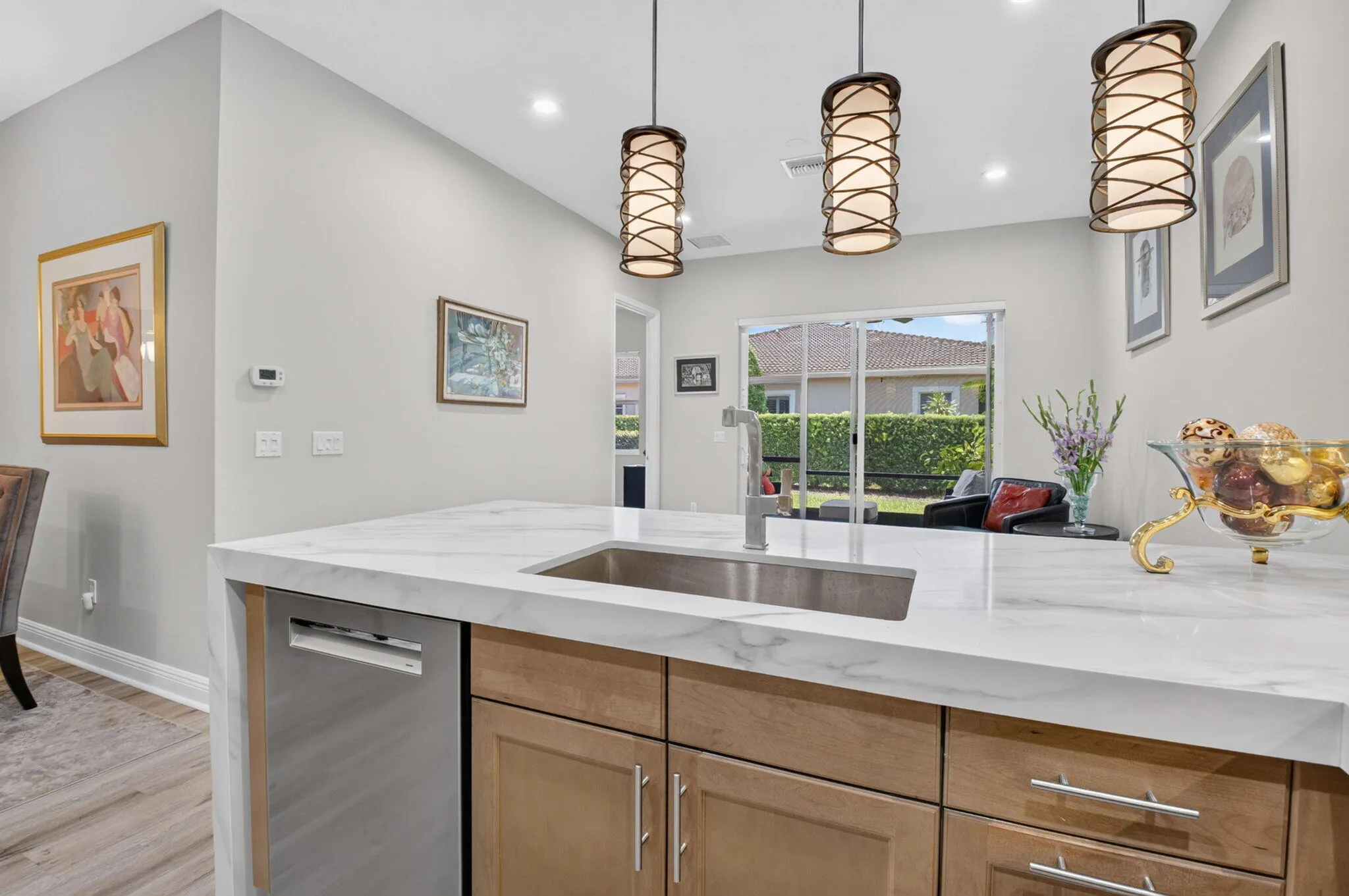 MAGNIFICENT PENDANT LIGHTING