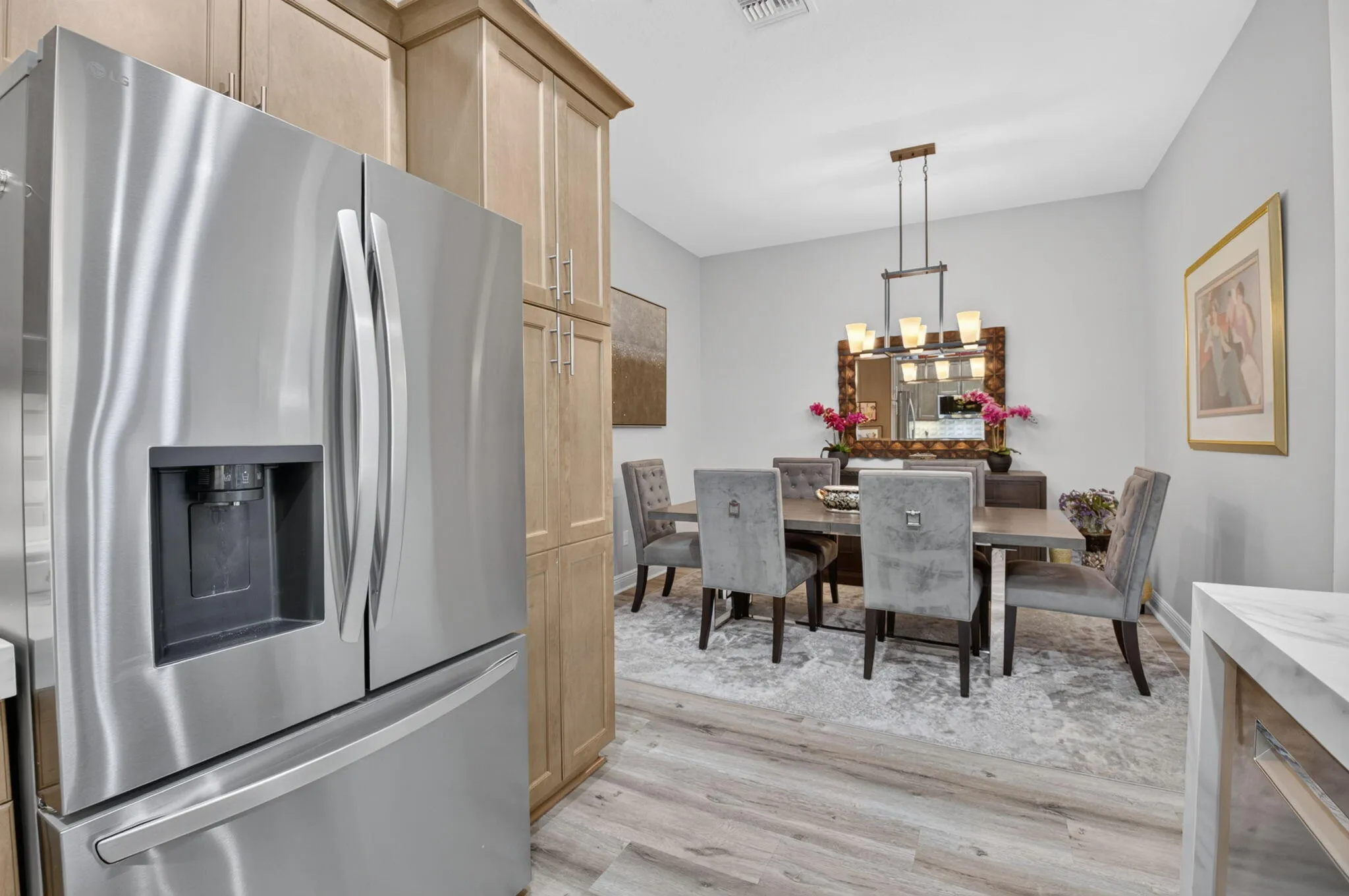 CONVENIENT TO THE DINING ROOM