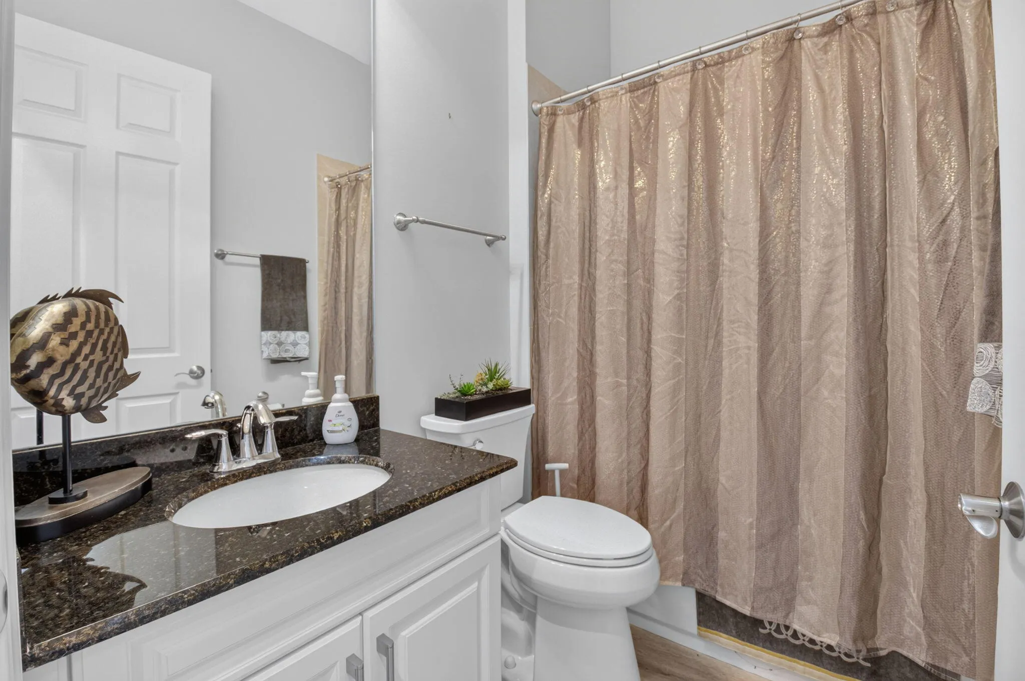 GUEST BATH