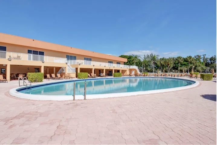 56-web-or-mls-Lakes of Delray (31)