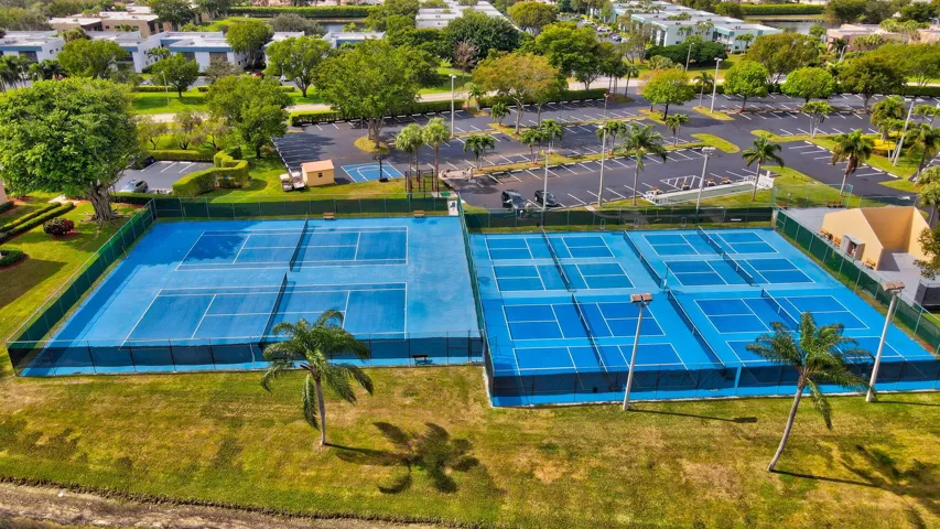 64-web-or-mls-Lakes of Delray (39)
