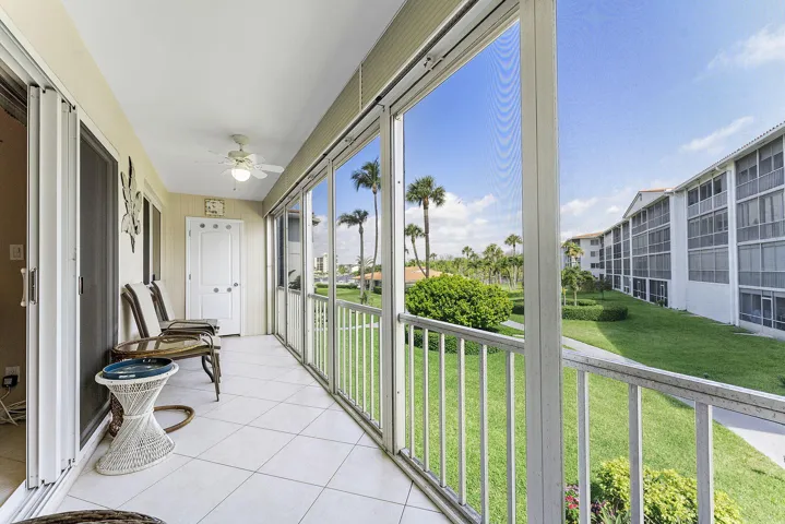 Screened Balcony