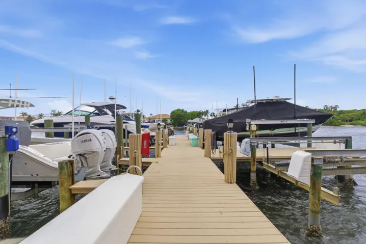 Dock