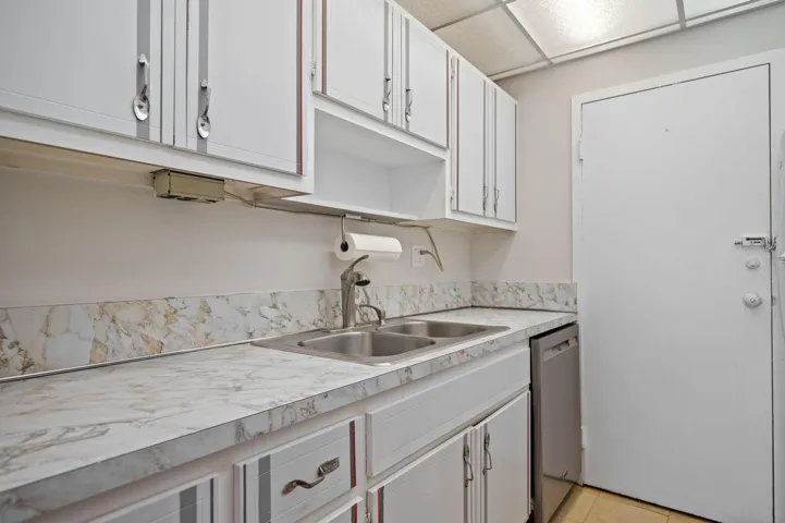 Unit 1406 kitchen.