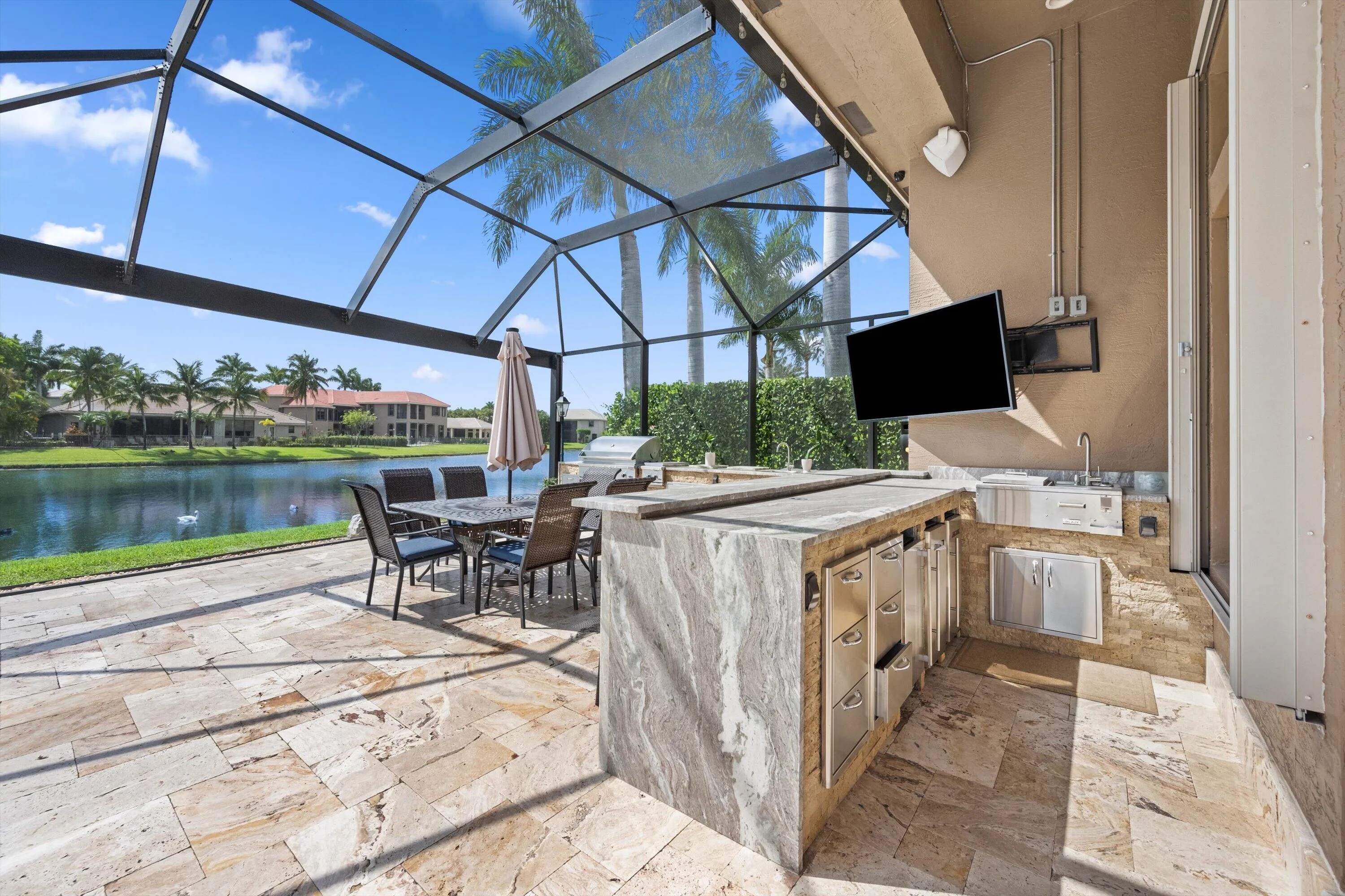 Outdoor Kitchen